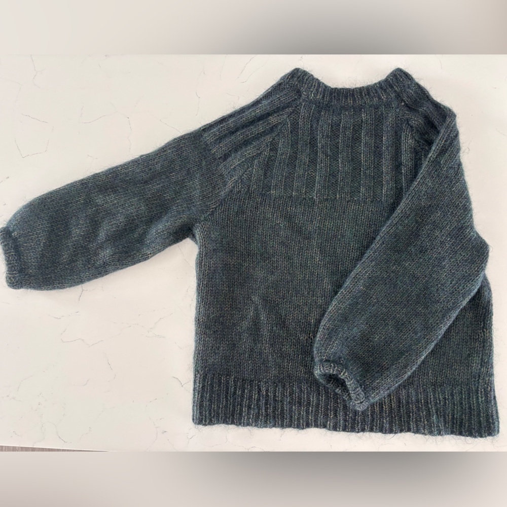 Italian Yarn club Monaco sweater sized small